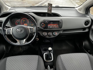 Toyota Yaris foto 6