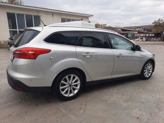 Ford Focus foto 6