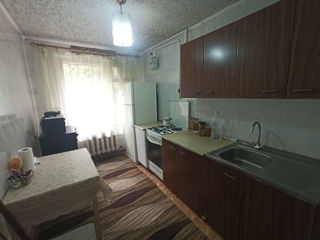 3-х комнатная квартира, 63 м², Чокана, Кишинёв