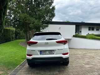 Hyundai Tucson foto 2