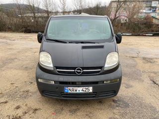 Opel Vivaro foto 11