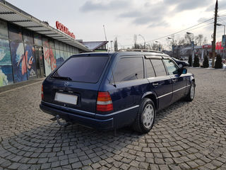 Mercedes Series (W124) foto 4