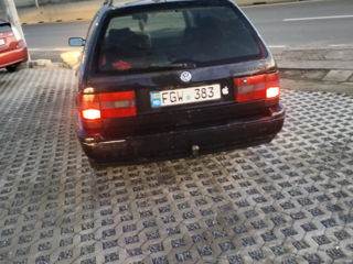 Volkswagen Passat foto 3