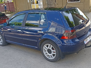 Volkswagen Golf фото 3