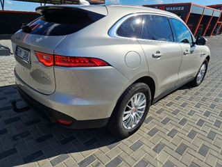 Jaguar F-PACE foto 4