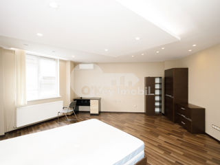 Apartament cu 3 camere, 120 m², Centru, Chișinău foto 2