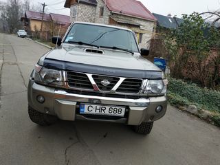 Nissan Patrol foto 6