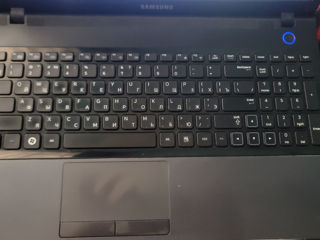 Samsung NP305E5A foto 2