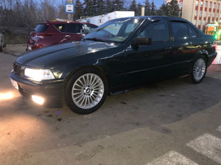 BMW 3 Series foto 10