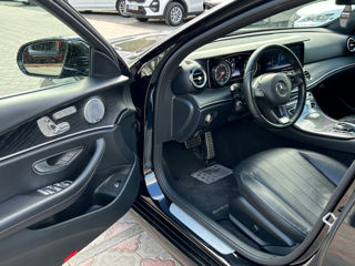 Mercedes E-Class фото 7