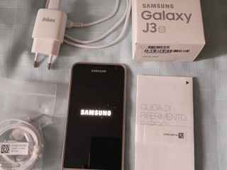 Vind  2 telefoane mobile:Samsung Galaxy J3;Nokia C2-03,ambele au cutiile,instructiile,functioneaza