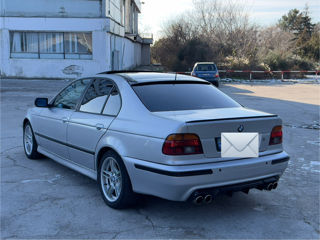 BMW 5 Series foto 3