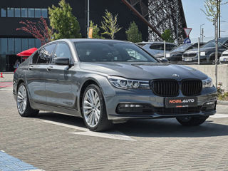 BMW 7 Series foto 2