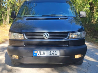 Volkswagen T4 foto 2