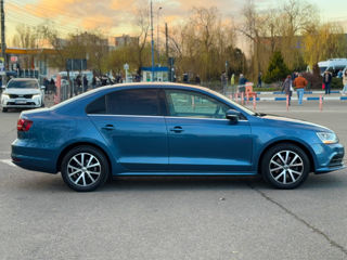 Volkswagen Jetta foto 5