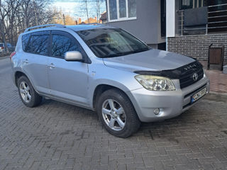 Toyota Rav 4 foto 6