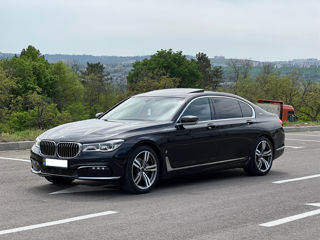 BMW 7 Series foto 2