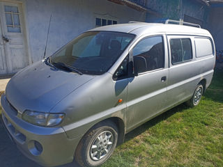 Hyundai H200 foto 1