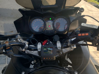 Suzuki V-strom foto 2