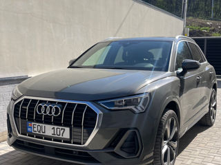 Audi Q3 foto 2