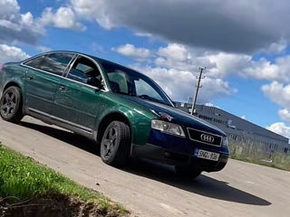 Audi A6 фото 1