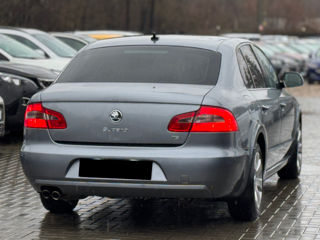 Skoda Superb foto 5