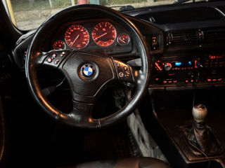 BMW 5 Series foto 4