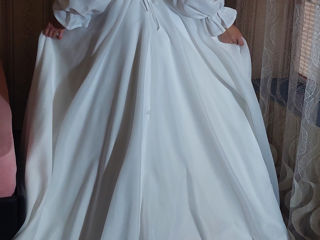 Vând rochie de mireasă foto 6