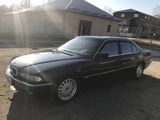 BMW 7 Series foto 1