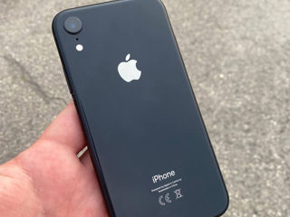 Iphone XR 3000 lei foto 2