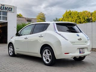 Nissan Leaf foto 2