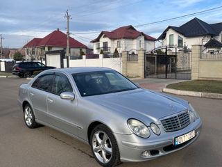 Mercedes E-Class foto 4