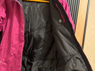 Продам женскую горнолыжную куртку Solomon  foto 2