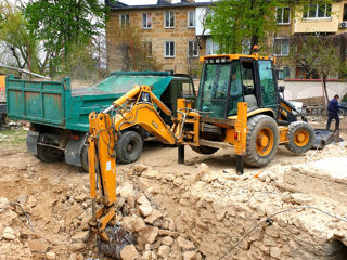 Servicii cu buldoexcavator foto 5