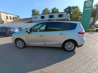 Renault Grand Scenic foto 6