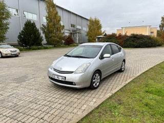 Toyota Prius foto 2