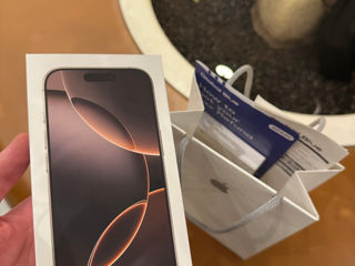 iPhone 16 Pro 256GB Desert Titanium