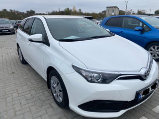 Toyota Auris foto 2