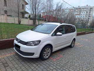 Volkswagen Touran, 2012