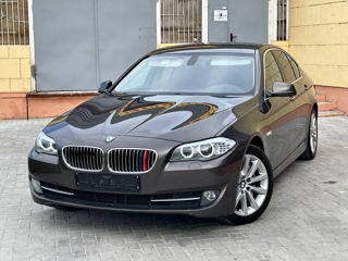 BMW 5 Series foto 2