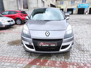 Renault Scenic foto 2