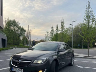 Opel Insignia foto 2