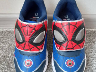 Кроссовки Spiderman 30 размер (светятся) foto 1