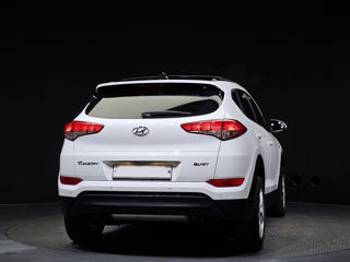 Hyundai Tucson foto 2