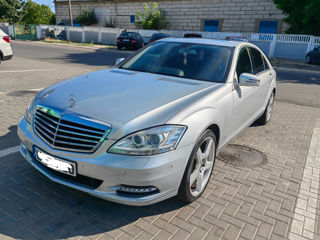 Mercedes S-Class