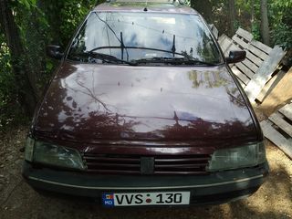 Peugeot 405 foto 2