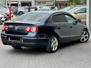 Volkswagen Passat foto 3