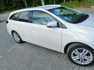 Toyota Auris foto 5