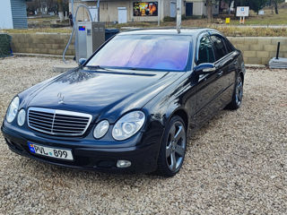 Mercedes E-Class