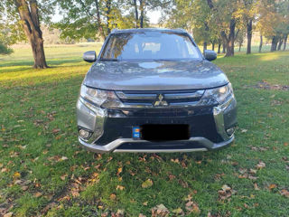 Mitsubishi Outlander foto 5